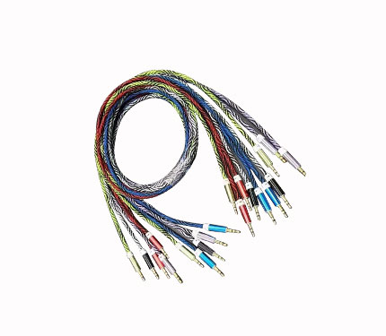 AUX Cable 01